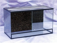Terarium s jednoduchým větráním 73l + pozadí